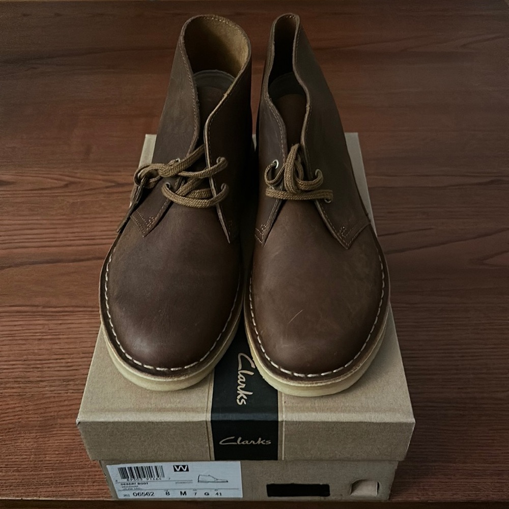 Clarks Originals Desert boots in Beeswax - Picture 2 of 8